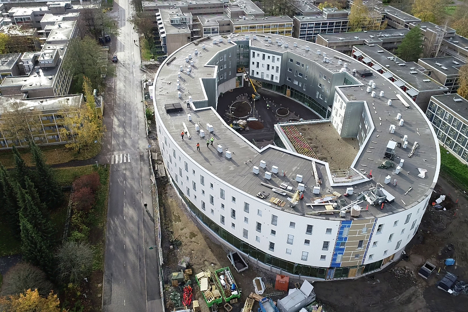 Construction of the building with energy-saving and energy-producing technologies