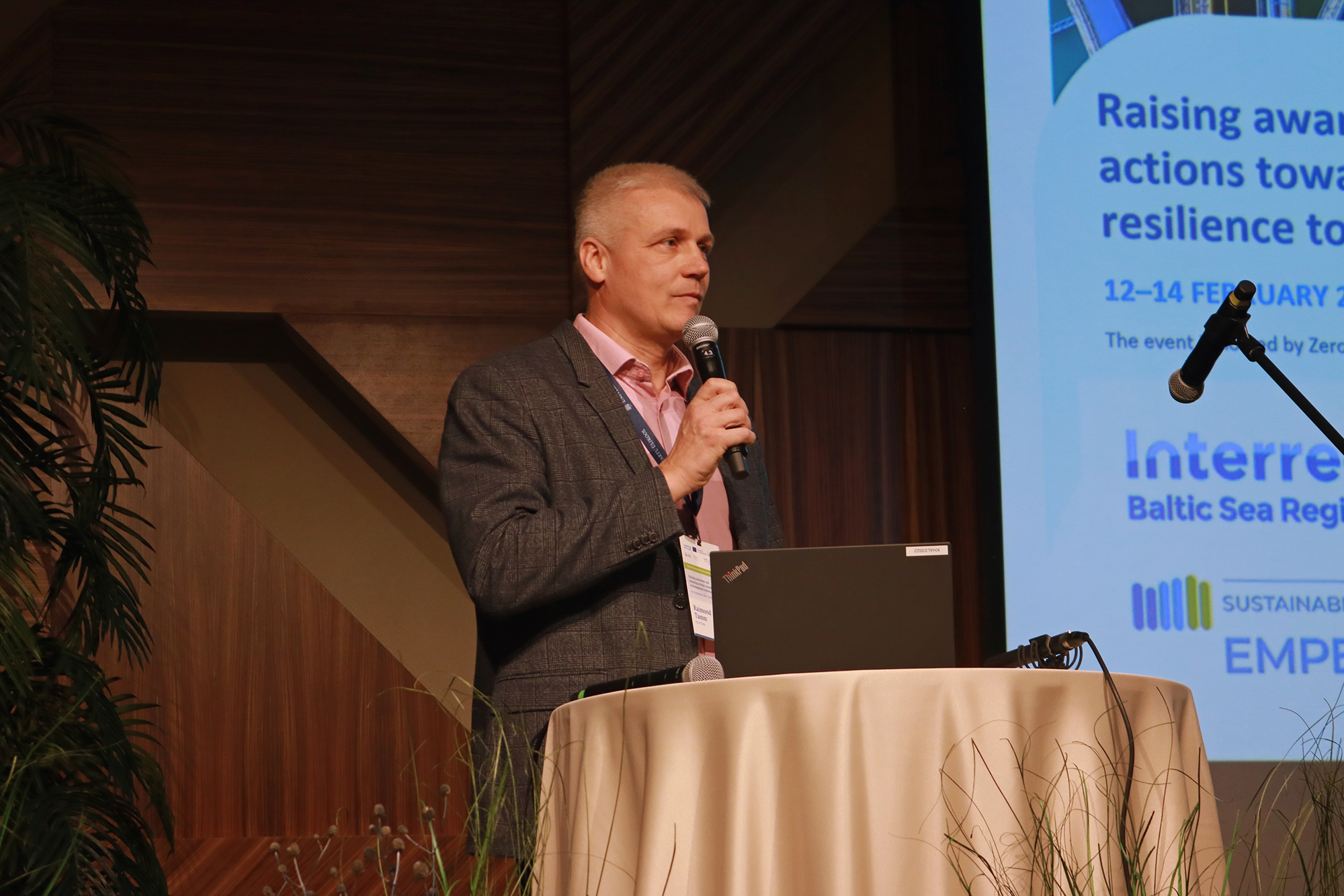 Deputy Mayor of Tartu Raimond Tamm opening the workshop