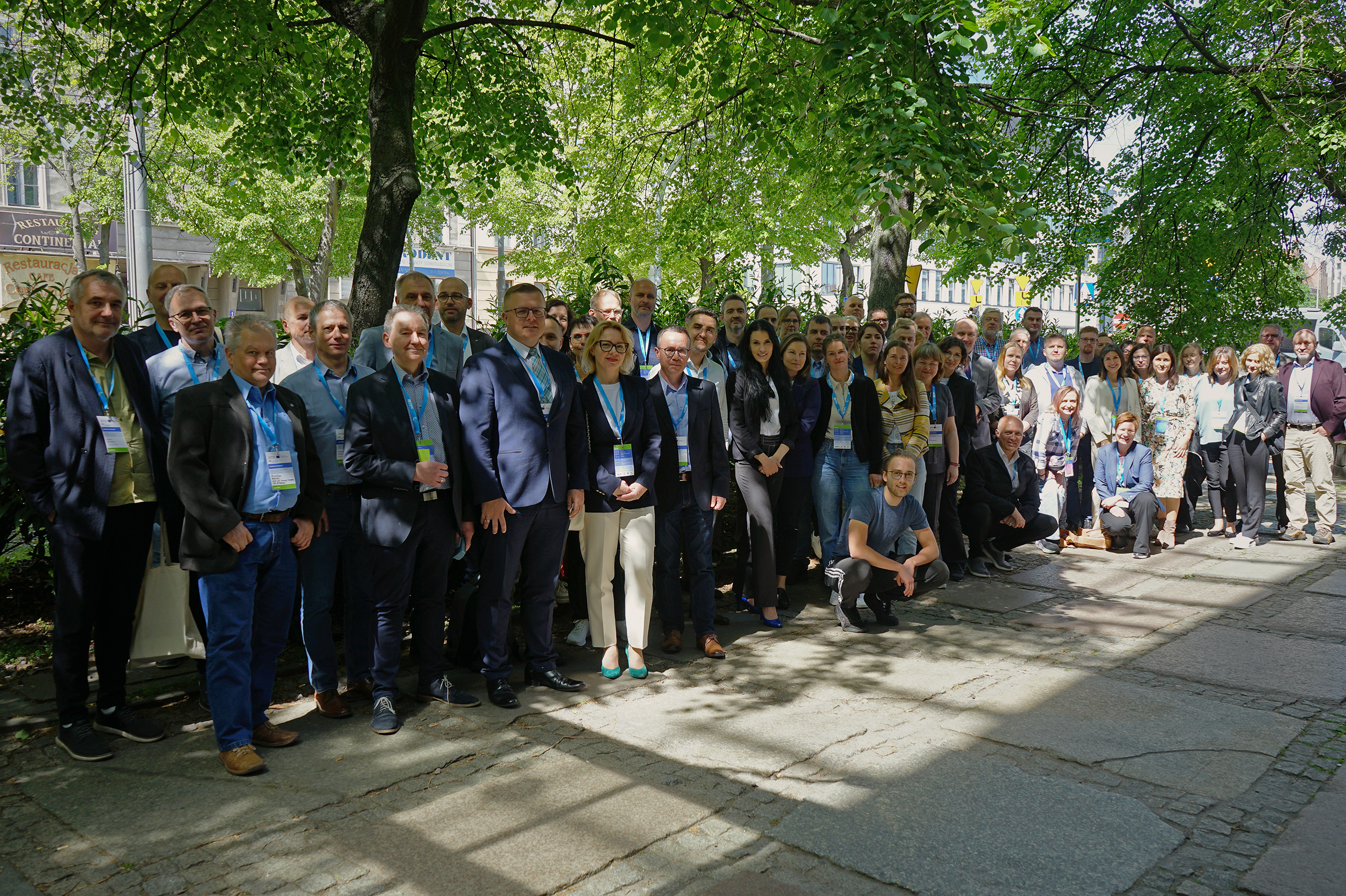 Group picture of the EMPEREST workshop participants