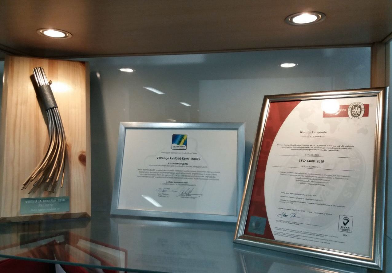 Environmental certificate displayed on the shelf