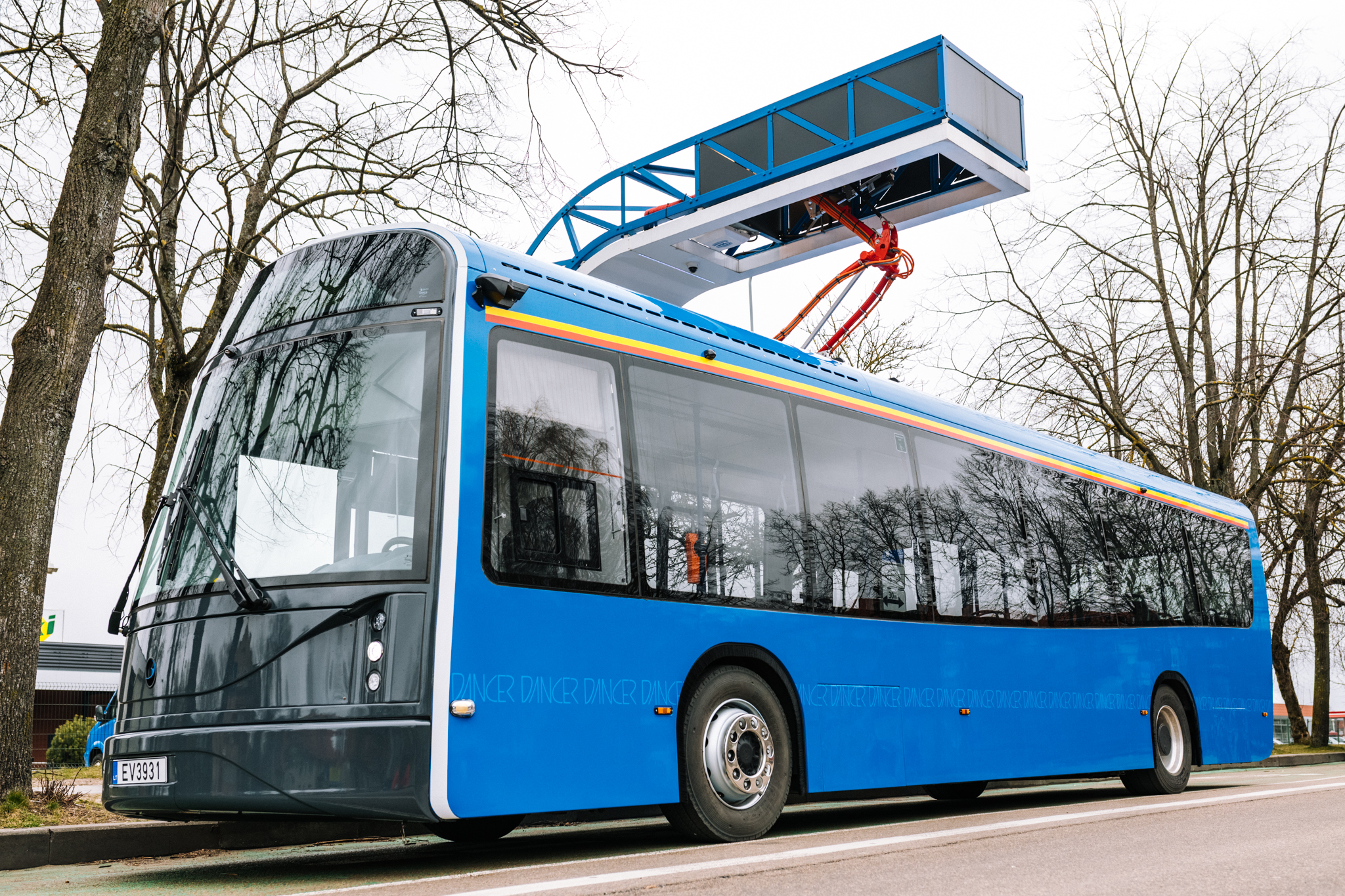 Electric bus Dancer